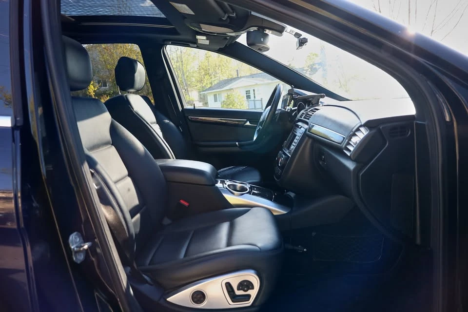 2012 Mercedes-Benz W251 R-Class - Image 10 of 10