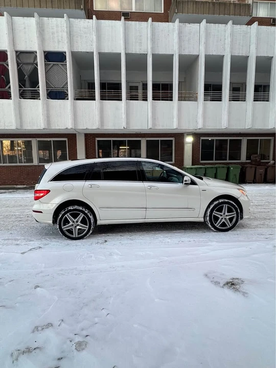 2012 Mercedes-Benz W251 R-Class - Image 6 of 14