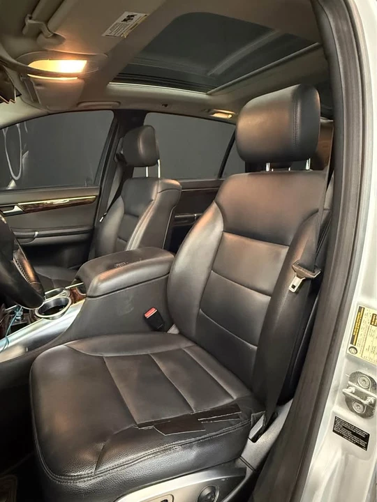 2012 Mercedes-Benz W251 R-Class - Image 12 of 12