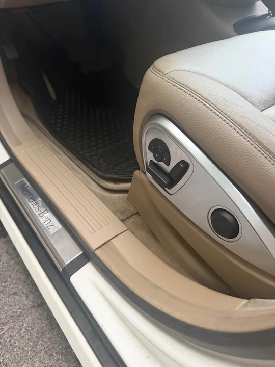 2012 Mercedes-Benz W251 R-Class - Image 13 of 20