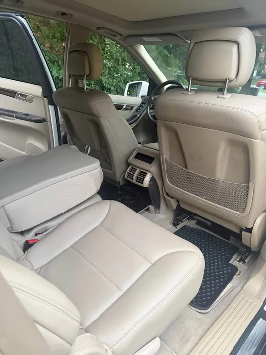 2012 Mercedes-Benz W251 R-Class - Image 8 of 20