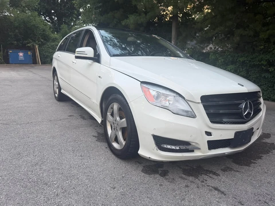 2012 Mercedes-Benz W251 R-Class - Image 3 of 20
