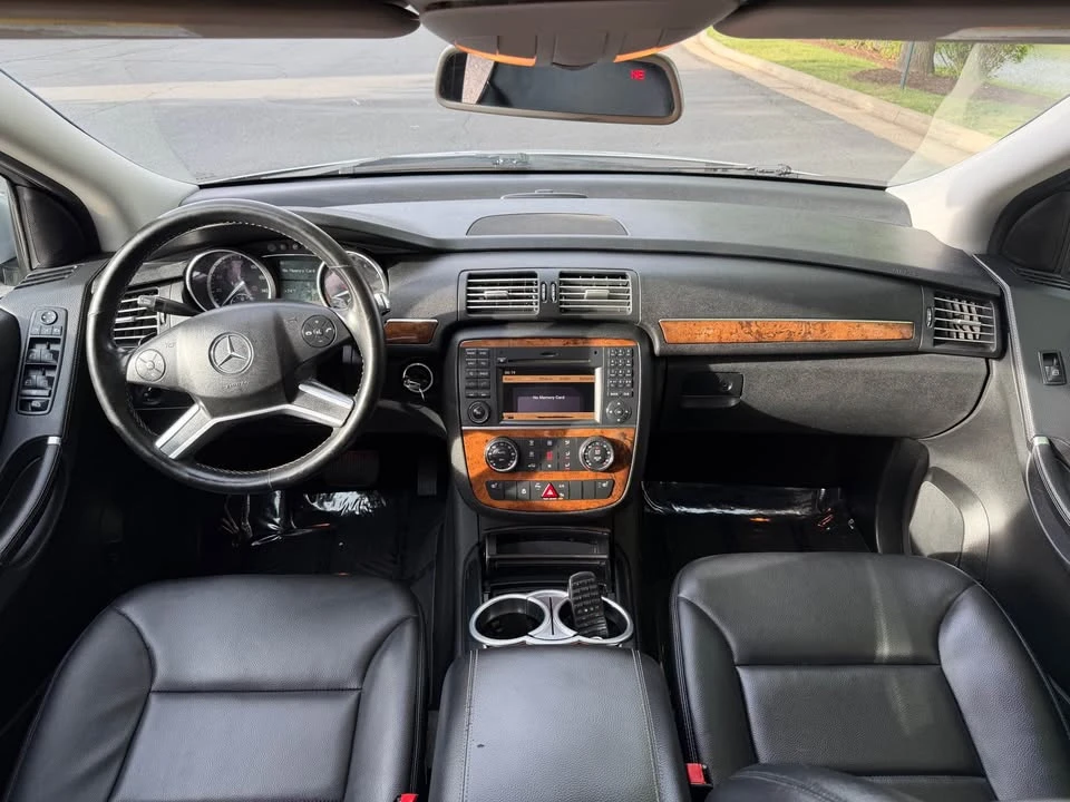 2012 Mercedes-Benz W251 R-Class - Image 10 of 20