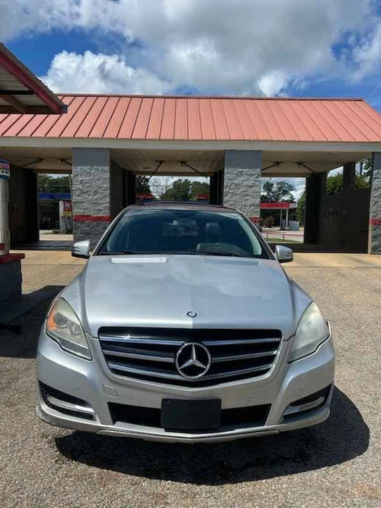 2012 Mercedes-Benz W251 R-Class - Image 2 of 10