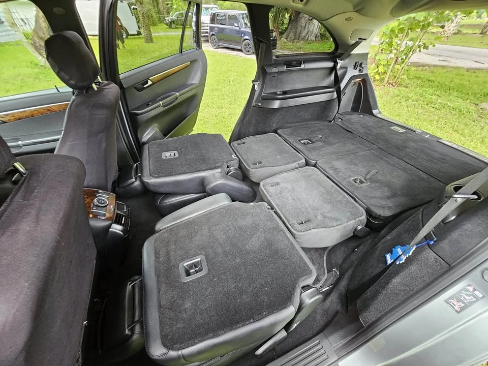 2012 Mercedes-Benz W251 R-Class - Image 8 of 11