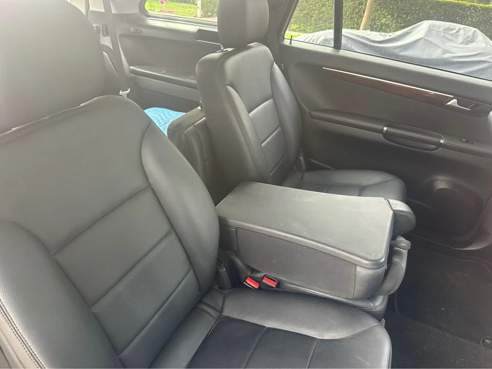 2012 Mercedes-Benz W251 R-Class - Image 9 of 19