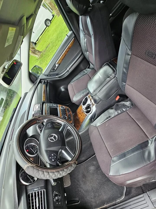 2012 Mercedes-Benz W251 R-Class - Image 5 of 11
