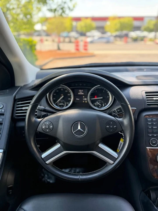 2012 Mercedes-Benz W251 R-Class - Image 15 of 21
