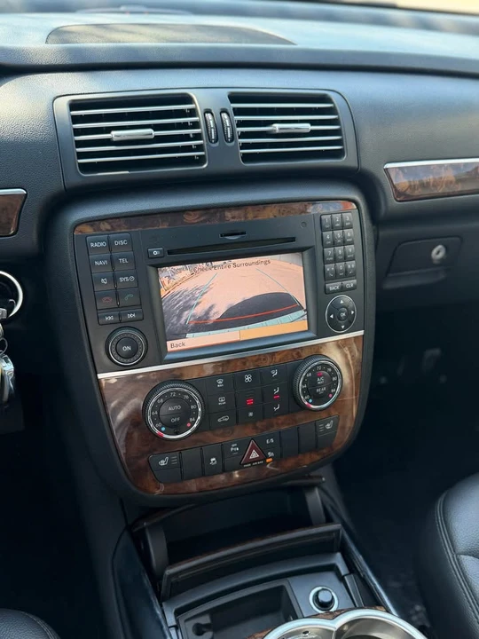 2012 Mercedes-Benz W251 R-Class - Image 18 of 21