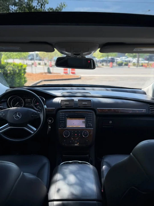 2012 Mercedes-Benz W251 R-Class - Image 12 of 21
