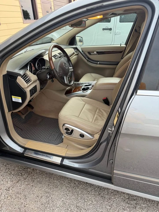 2012 Mercedes-Benz W251 R-Class - Image 13 of 15