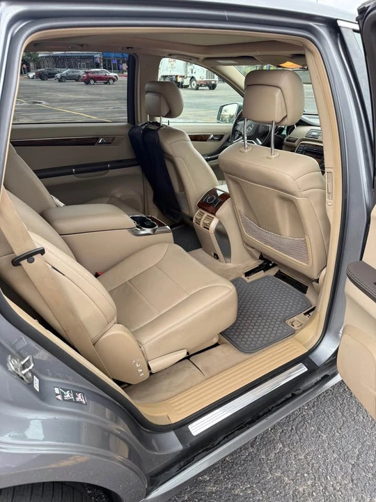 2012 Mercedes-Benz W251 R-Class - Image 9 of 15