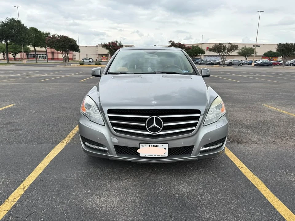 2012 Mercedes-Benz W251 R-Class - Image 2 of 15