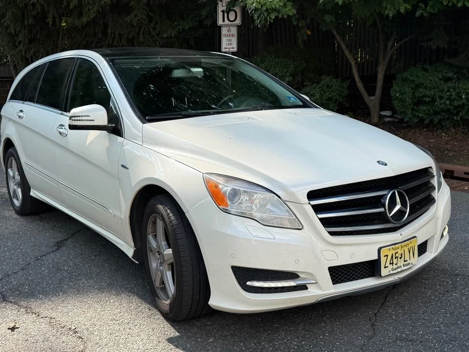 2012 Mercedes-Benz W251 R-Class - Image 3 of 15