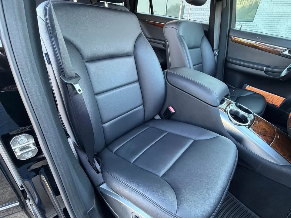 2012 Mercedes-Benz W251 R-Class - Image 4 of 20