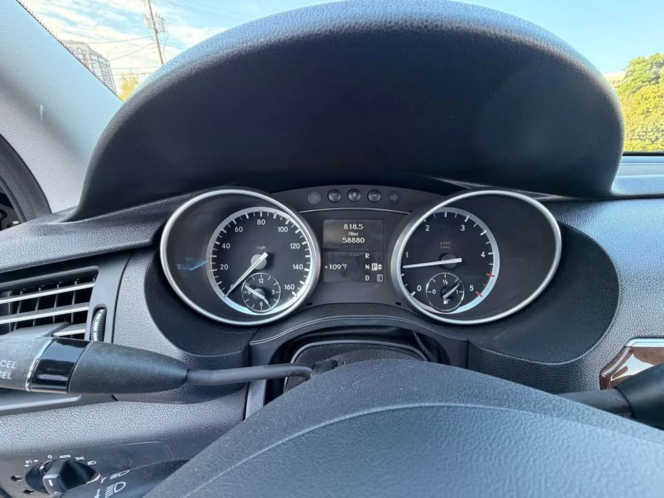 2012 Mercedes-Benz W251 R-Class - Image 13 of 20