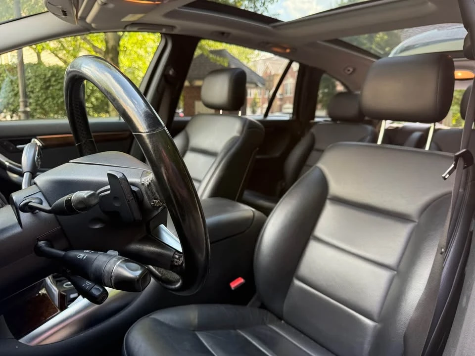 2012 Mercedes-Benz W251 R-Class - Image 9 of 15