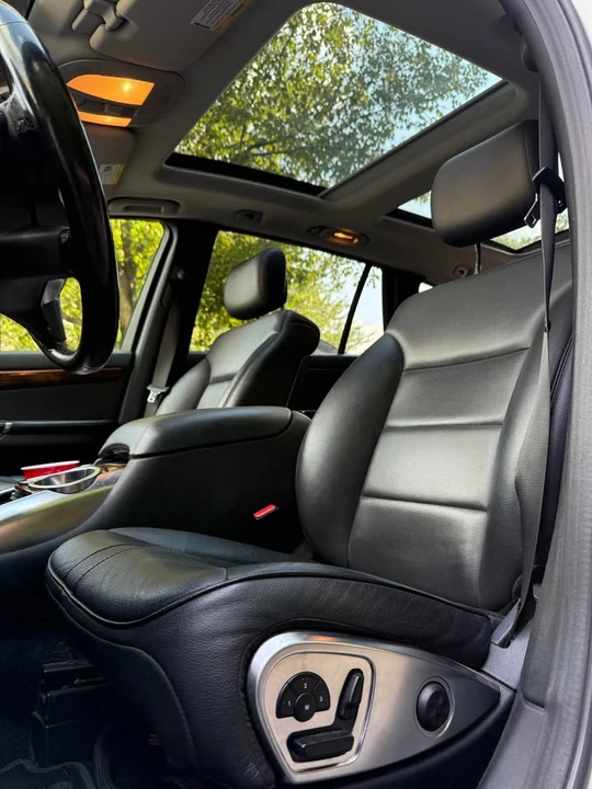 2012 Mercedes-Benz W251 R-Class - Image 10 of 15