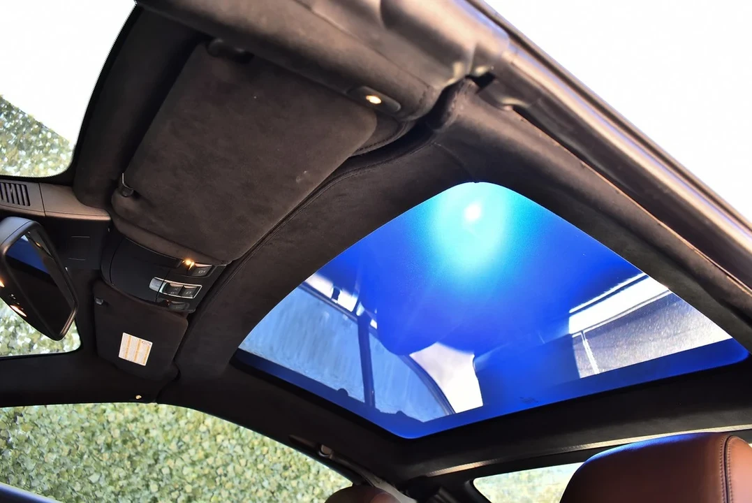 2012 Mercedes-Benz R231 SL-Class - Image 18 of 31