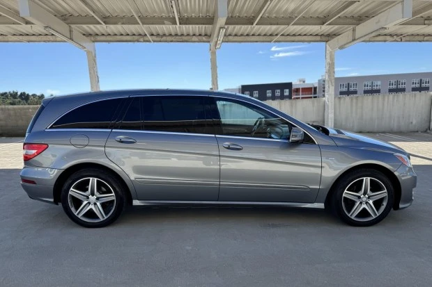 2012 Mercedes-Benz W251 R-Class - Image 3 of 7