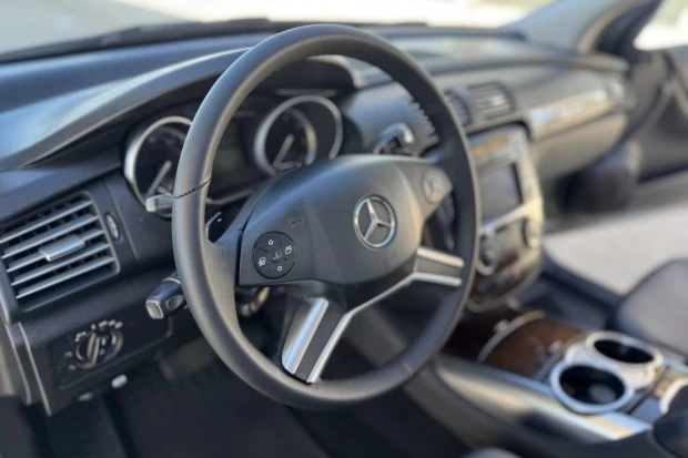 2012 Mercedes-Benz W251 R-Class - Image 5 of 7