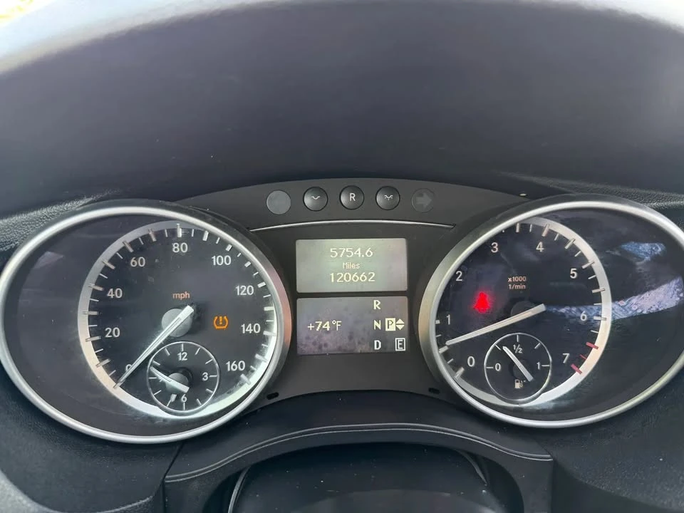 2012 Mercedes-Benz W251 R-Class - Image 18 of 20
