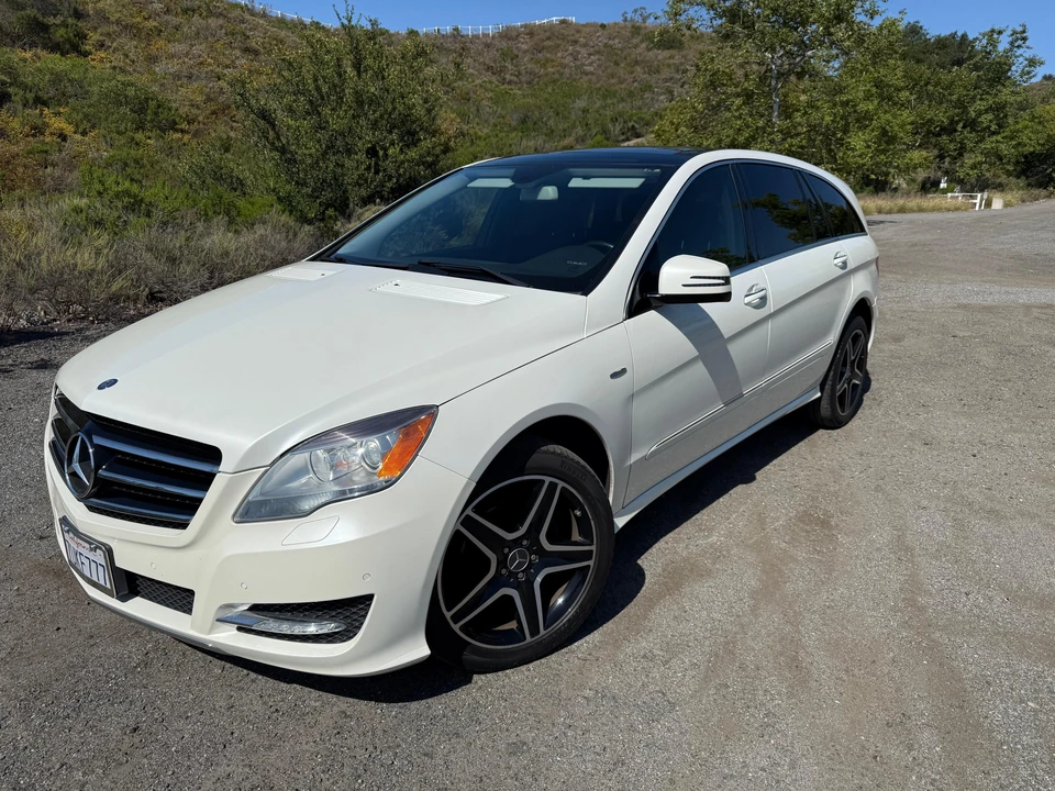 2012 Mercedes-Benz W251 R-Class - Image 9 of 31
