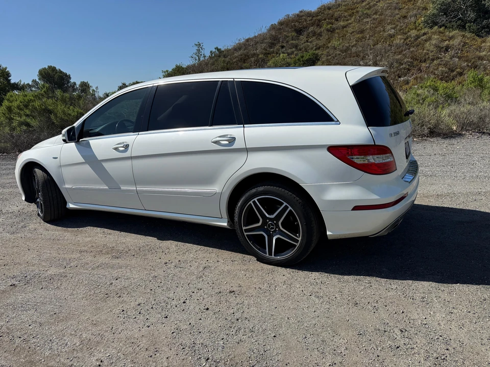 2012 Mercedes-Benz W251 R-Class - Image 11 of 31