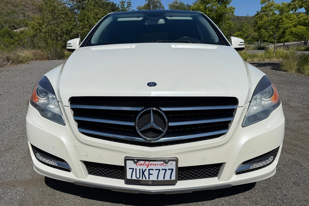 2012 Mercedes-Benz W251 R-Class - Image 2 of 31