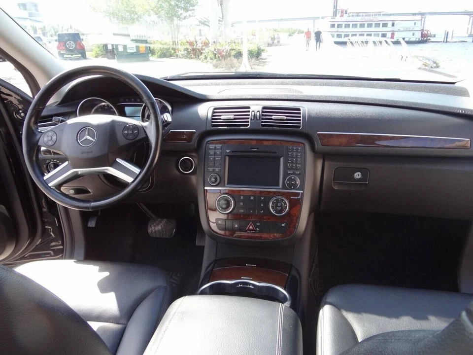 2012 Mercedes-Benz W251 R-Class - Image 3 of 21