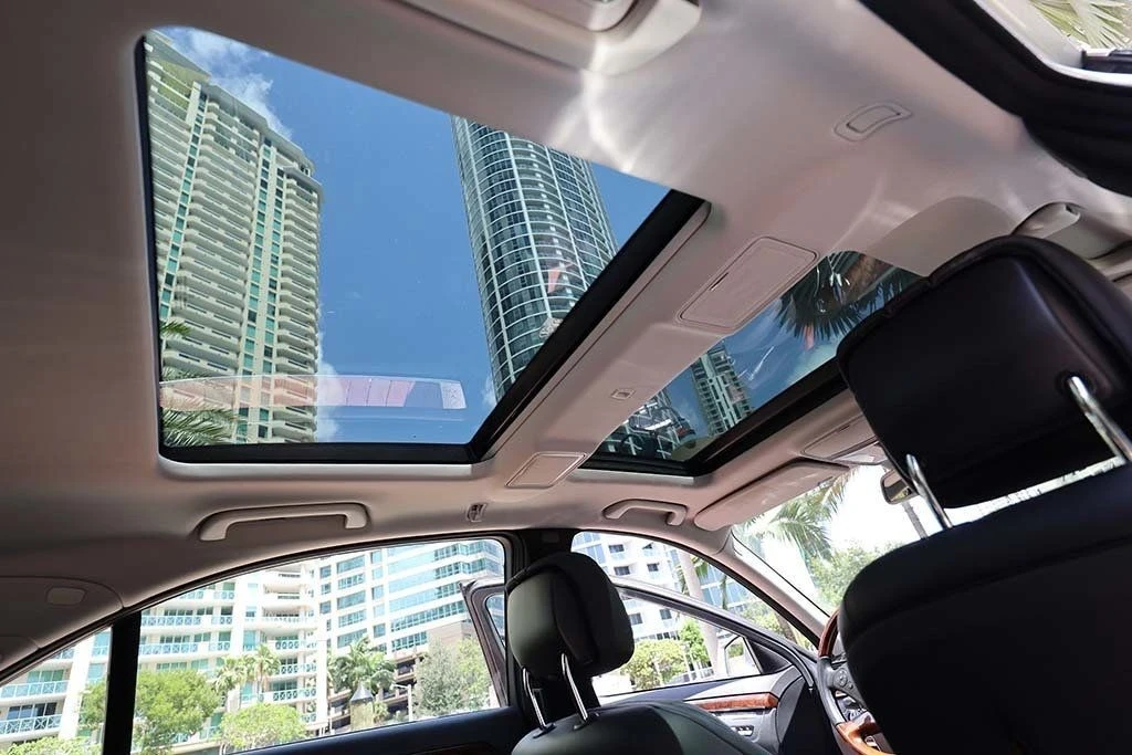 2012 Mercedes-Benz W221 S-Class - Image 8 of 21