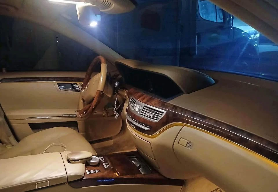 2012 Mercedes-Benz W221 S-Class - Image 8 of 8