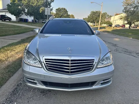 2012 Mercedes-Benz S-Class S 550 4MATIC Sedan 4D