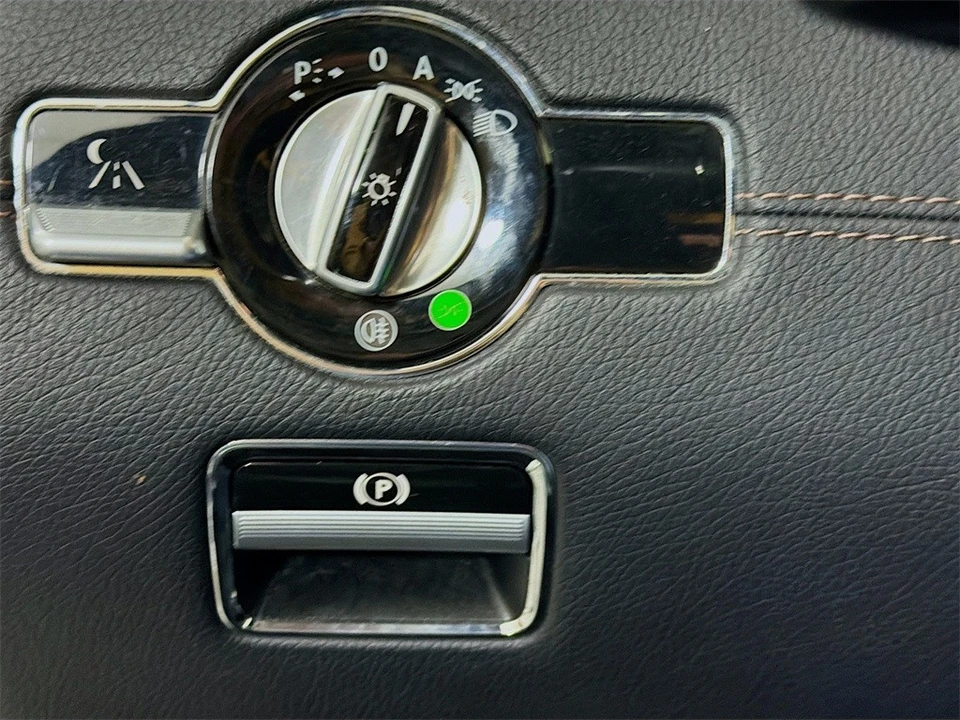 2012 Mercedes-Benz W221 S-Class - Image 11 of 12