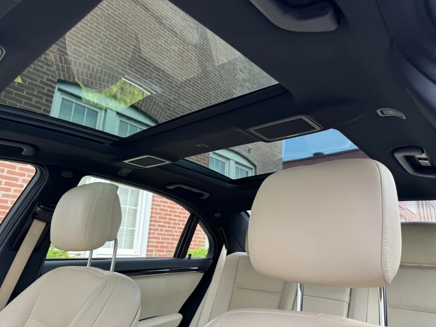 2012 Mercedes-Benz W221 S-Class - Image 7 of 10
