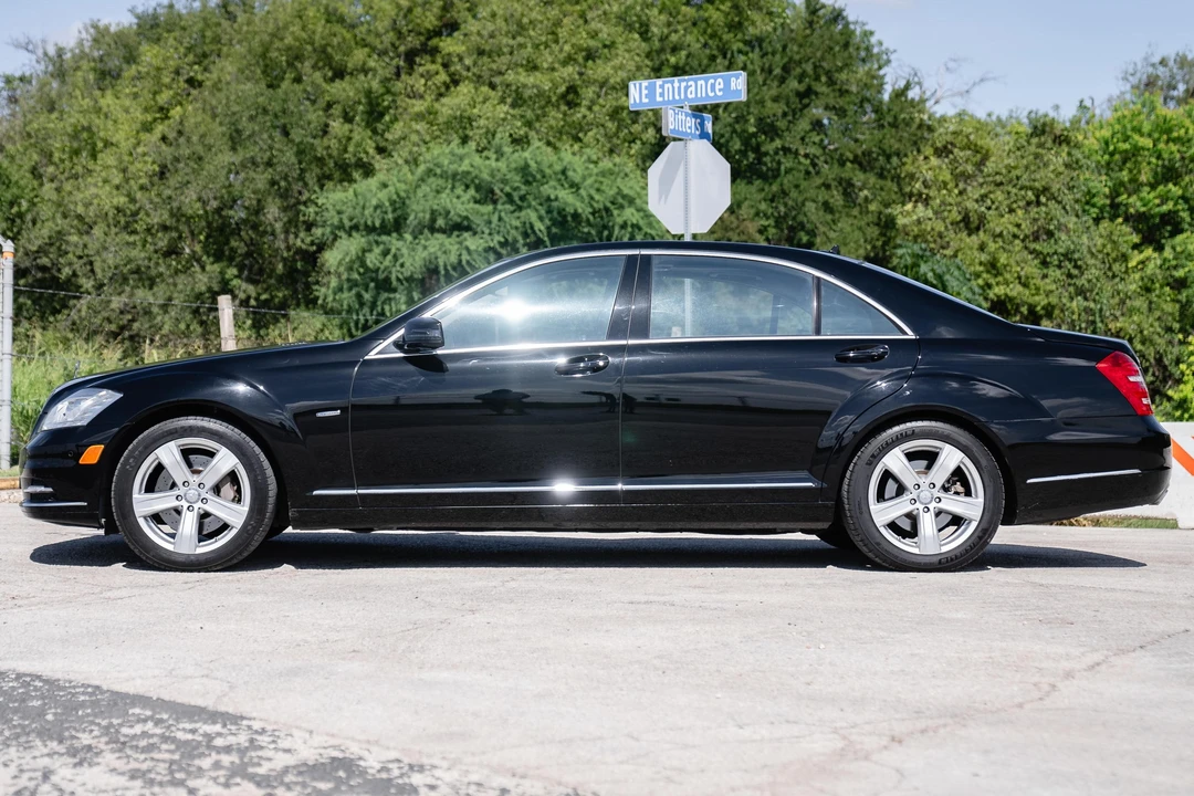 2012 Mercedes-Benz W221 S-Class - Image 3 of 31