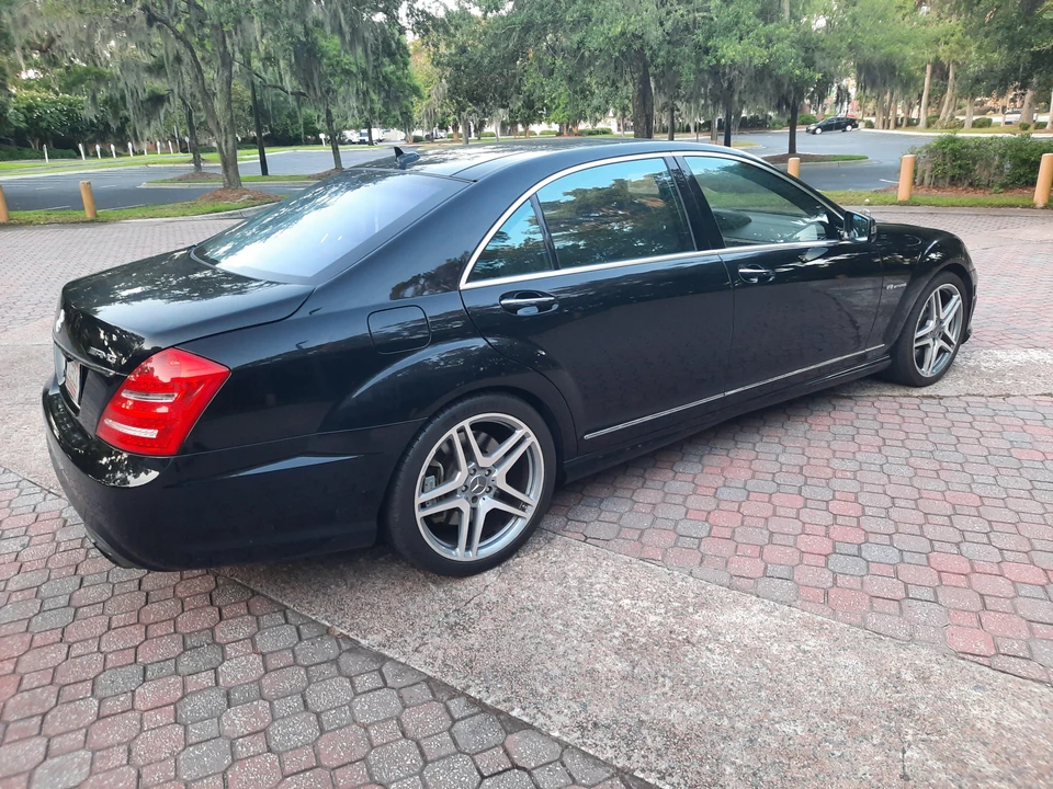 2012 Mercedes-Benz W221 S 63 & S 65 AMG - Image 19 of 31