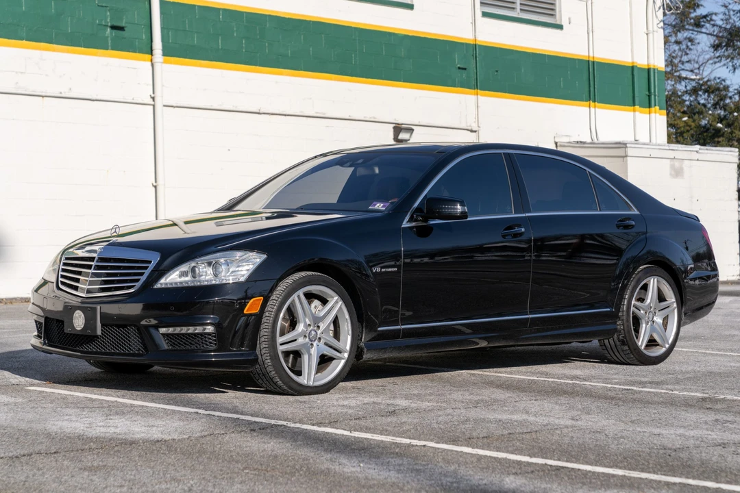 2012 Mercedes-Benz W221 S 63 & S 65 AMG - Image 2 of 31