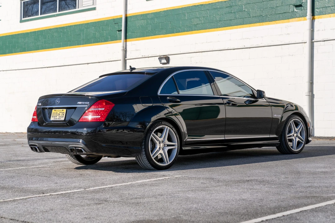 2012 Mercedes-Benz W221 S 63 & S 65 AMG - Image 5 of 31