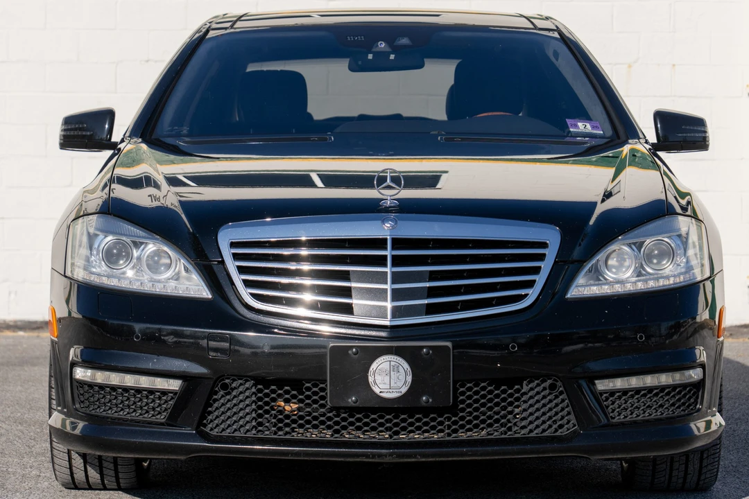 2012 Mercedes-Benz W221 S 63 & S 65 AMG - Image 2 of 31