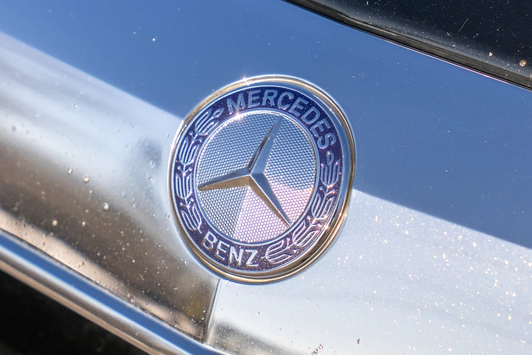 2012 Mercedes-Benz W221 S 63 & S 65 AMG - Image 16 of 31