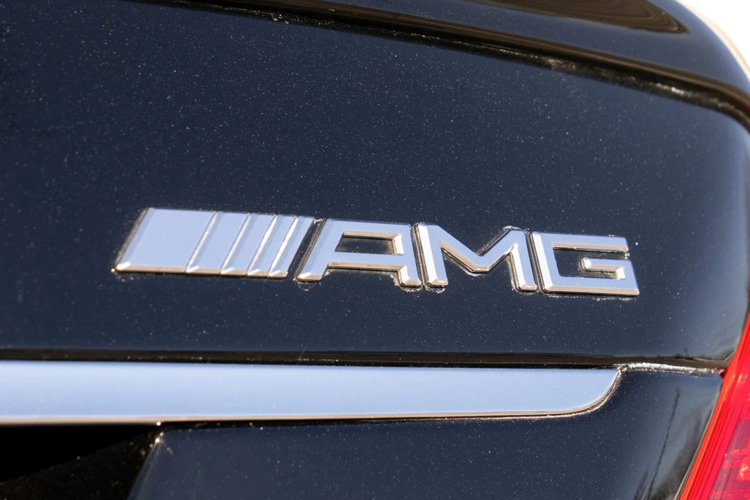 2012 Mercedes-Benz W221 S 63 & S 65 AMG - Image 12 of 31