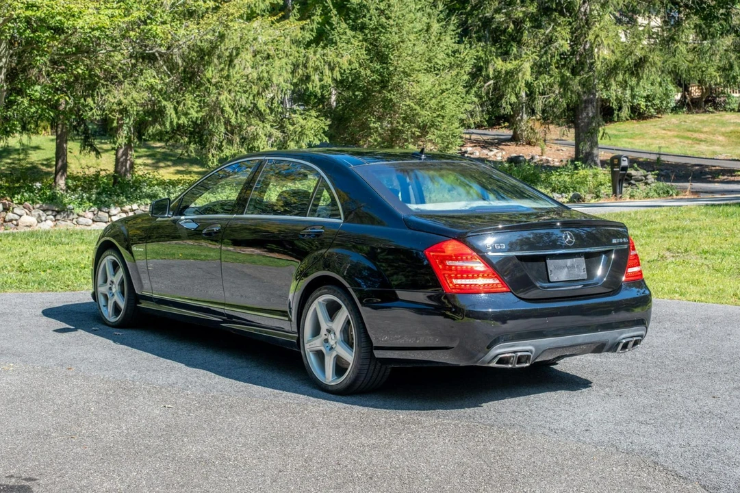 2012 Mercedes-Benz W221 S 63 & S 65 AMG - Image 8 of 31