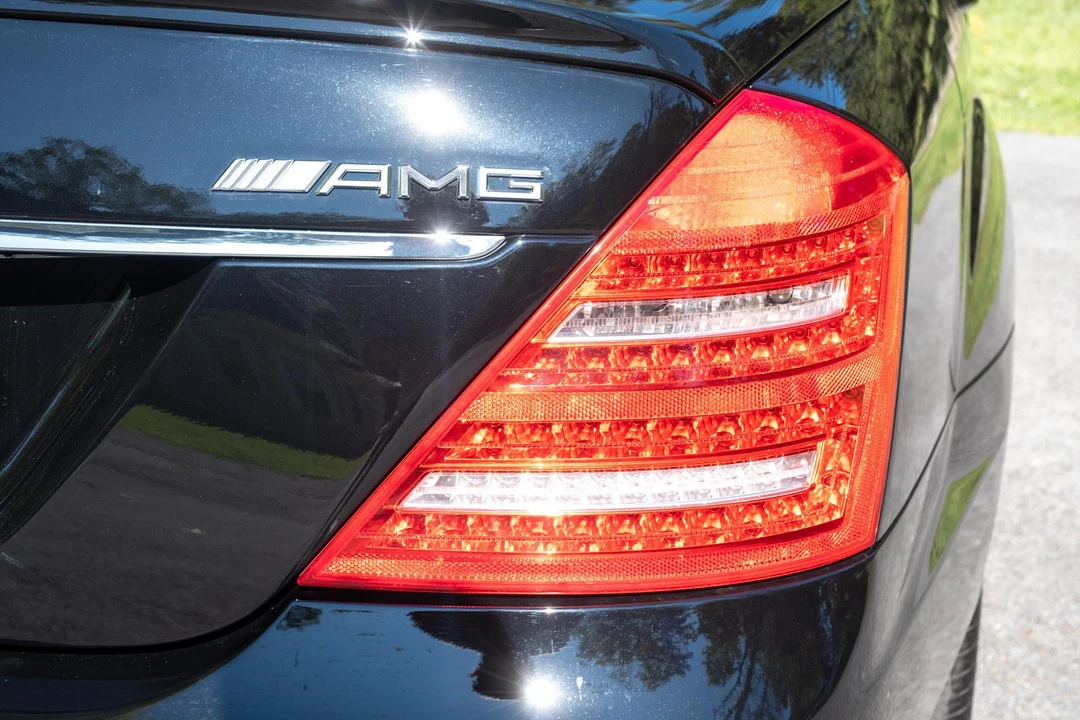 2012 Mercedes-Benz W221 S 63 & S 65 AMG - Image 23 of 31