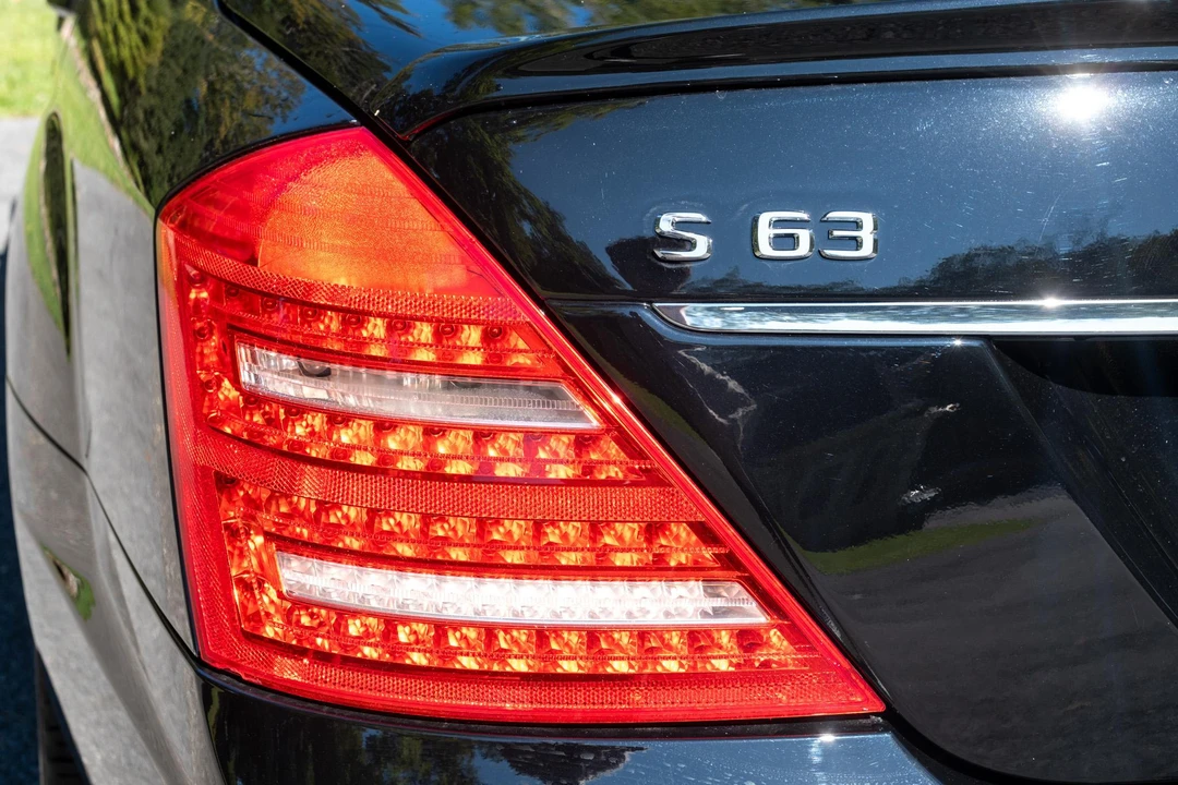 2012 Mercedes-Benz W221 S 63 & S 65 AMG - Image 20 of 31