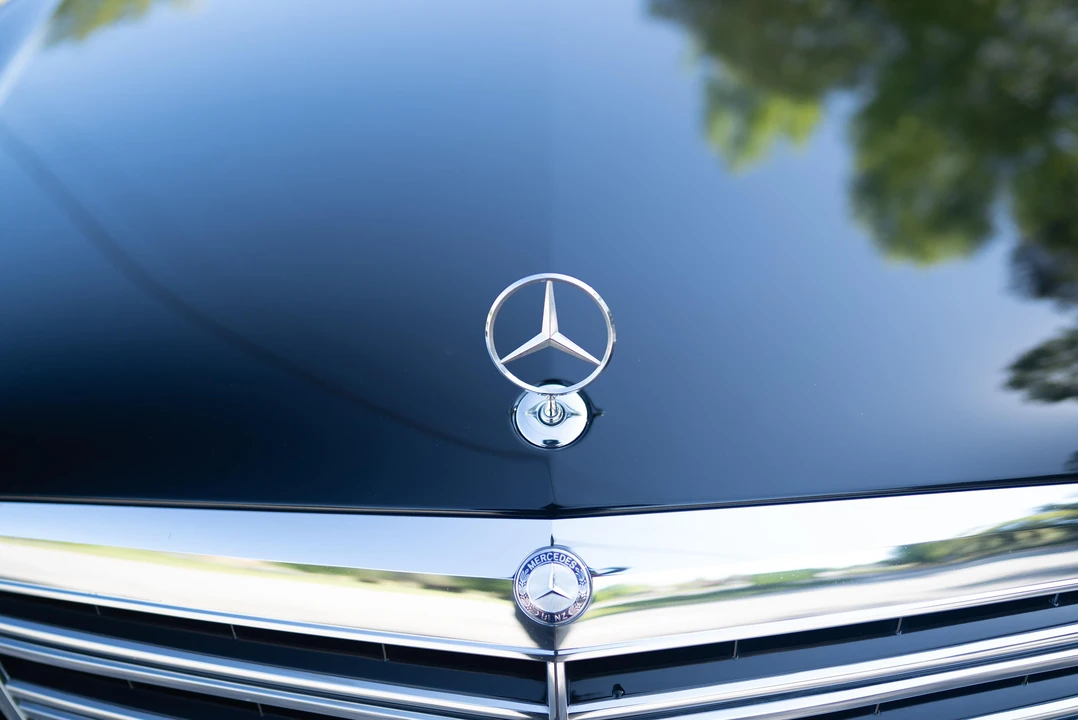 2012 Mercedes-Benz W221 S 63 & S 65 AMG - Image 16 of 31