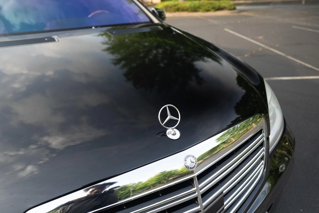 2012 Mercedes-Benz W221 S 63 & S 65 AMG - Image 15 of 31