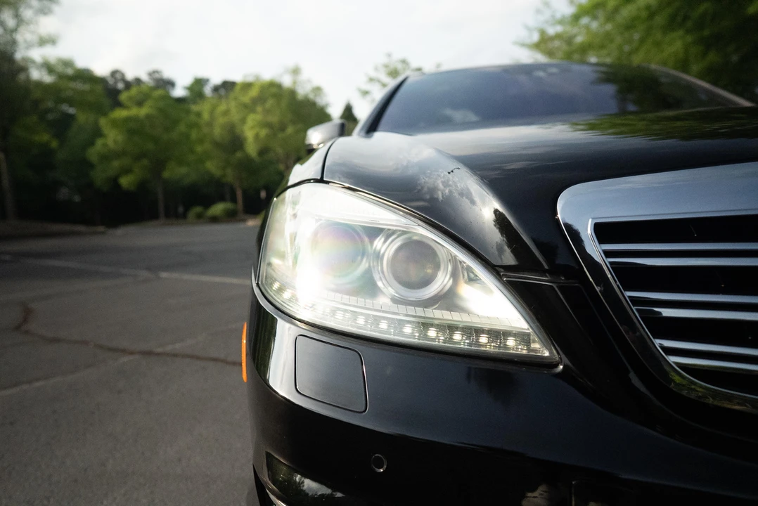 2012 Mercedes-Benz W221 S 63 & S 65 AMG - Image 13 of 31