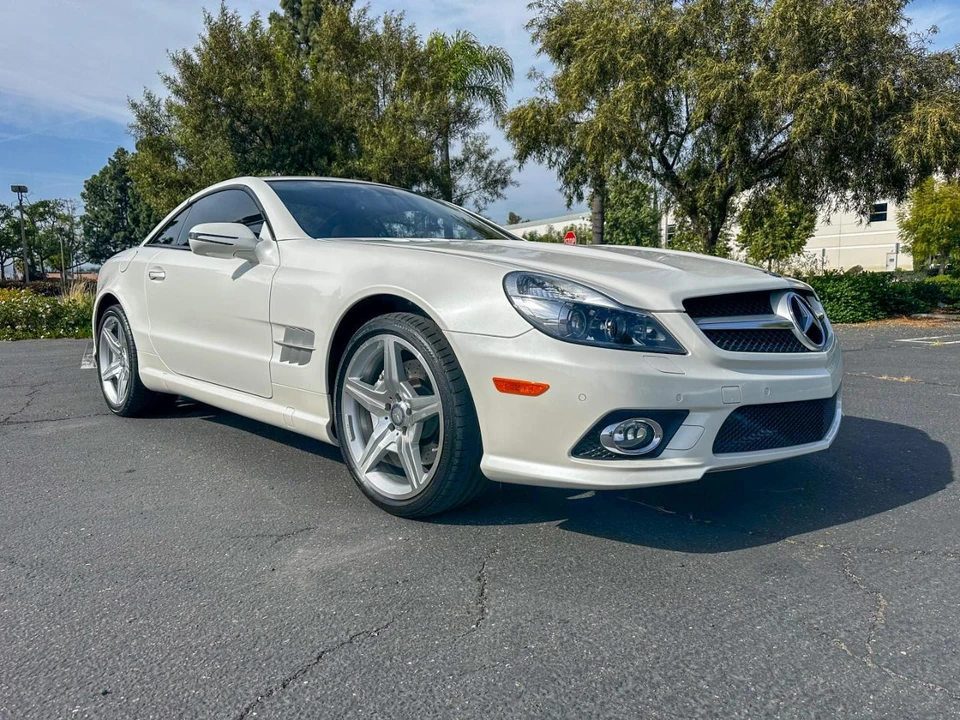 2012 Mercedes-Benz R231 SL-Class - Image 2 of 31
