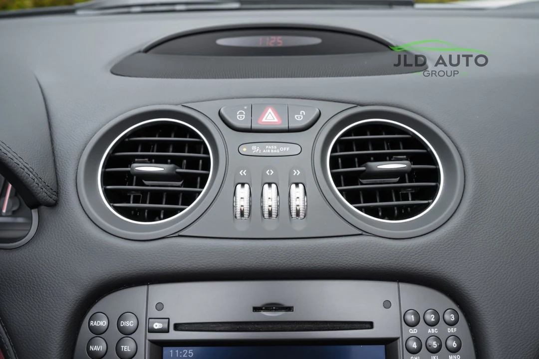 2012 Mercedes-Benz R231 SL-Class - Image 26 of 31